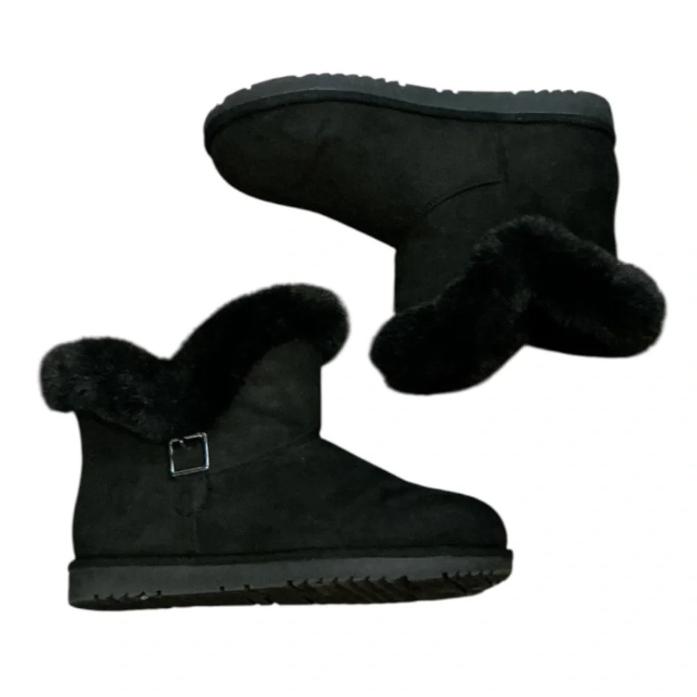 Authentic Jessica Cline warm winter ankle boots sz 10 W
